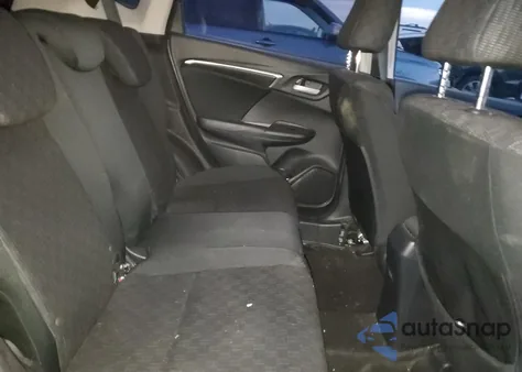 2015 Honda Fit Lx z USA, uszkodzony, nr VIN 3HGGK5H53FM759688